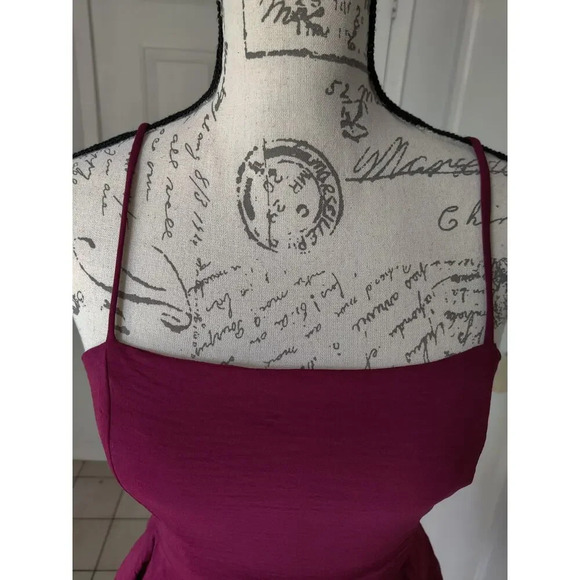 NWT Winsor Sleeveless Peplum Burgundy Romper Tie Back Size S - Picture 6 of 7